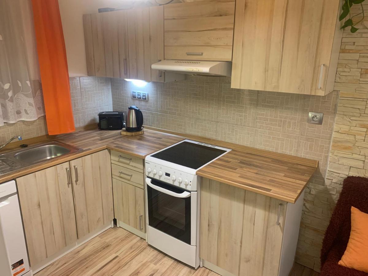 Apartman Slunecnice S Terasou Ческе-Будеёвице Экстерьер фото